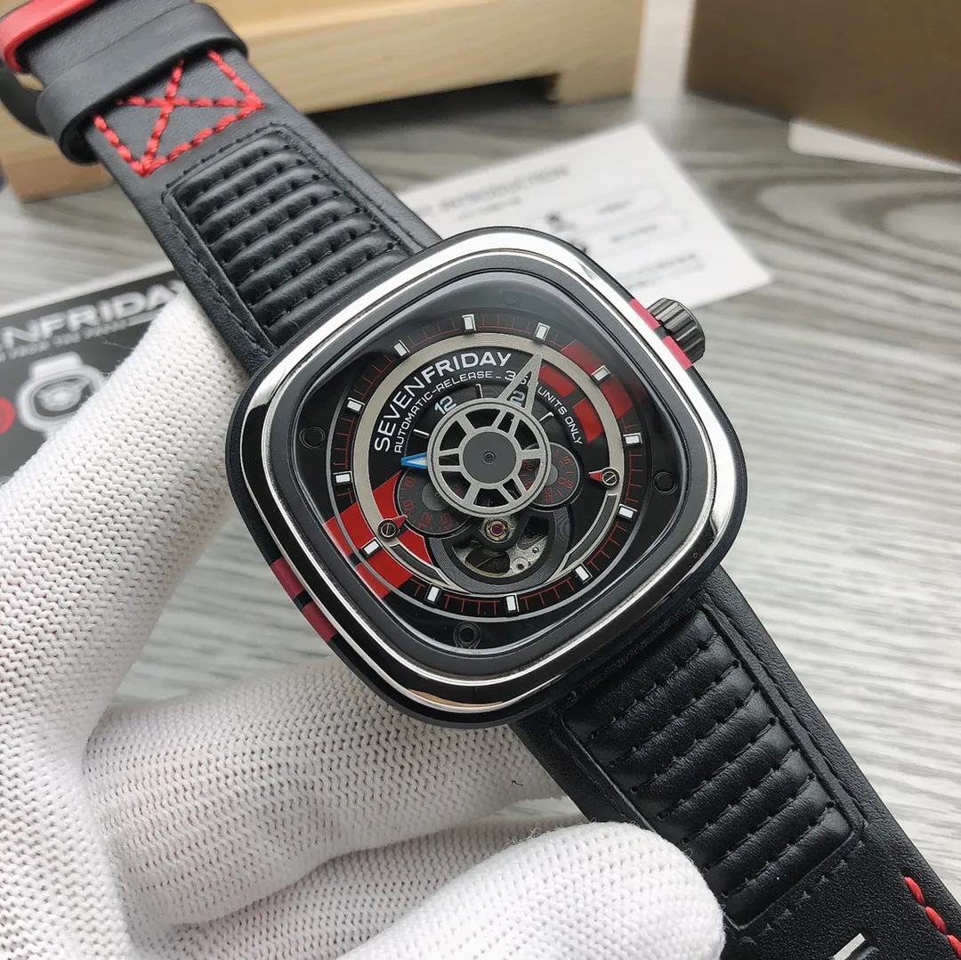 【Authentic Tmall】💰1640! SEVENFRIDAY 🎮 The soul of the Mustang limited edition SF-P6BB comes from the "Fast and Furious" Mustang classic high-power muscle and light sports car. The dial and the case have two eye-catching red stripes that echo each other. 🎮Made of matte black aluminum alloy + stainless steel, cowhide strap and original mechanical movement. Therefore, it is the lightest and thinnest among all Friday watch styles, and the comfort is also the best! Can be equipped with original factory packaging.